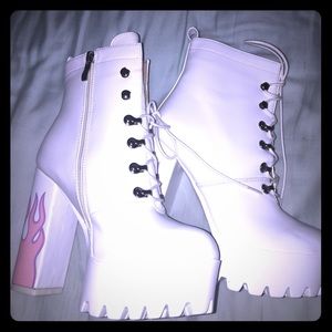 Platform combat boots with flame heel